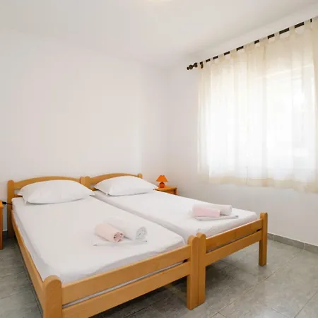 Petri - Close To The Sea Apartment *