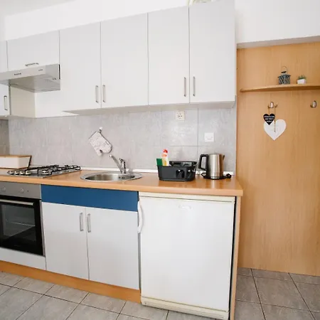 Petri Apartment Tisno