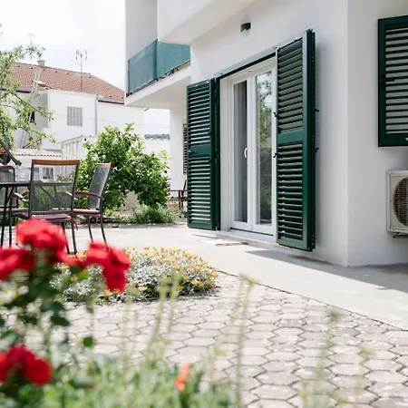 Apartment Petri - Close To The Sea